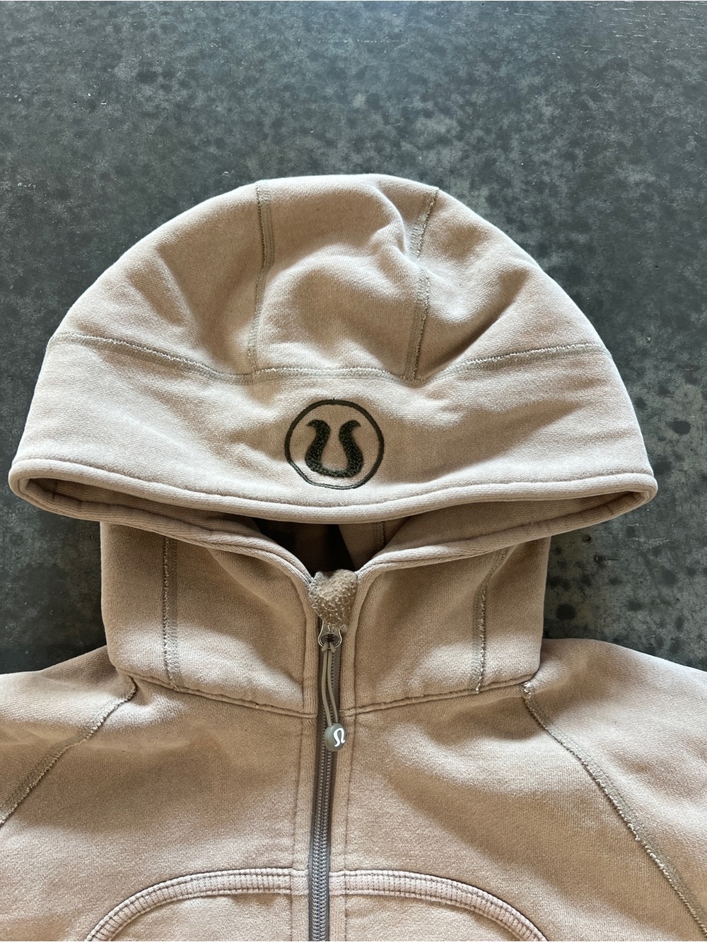 Lululemon OG Scuba Full Zip Hoodie - Tan - Picture 3 of 9